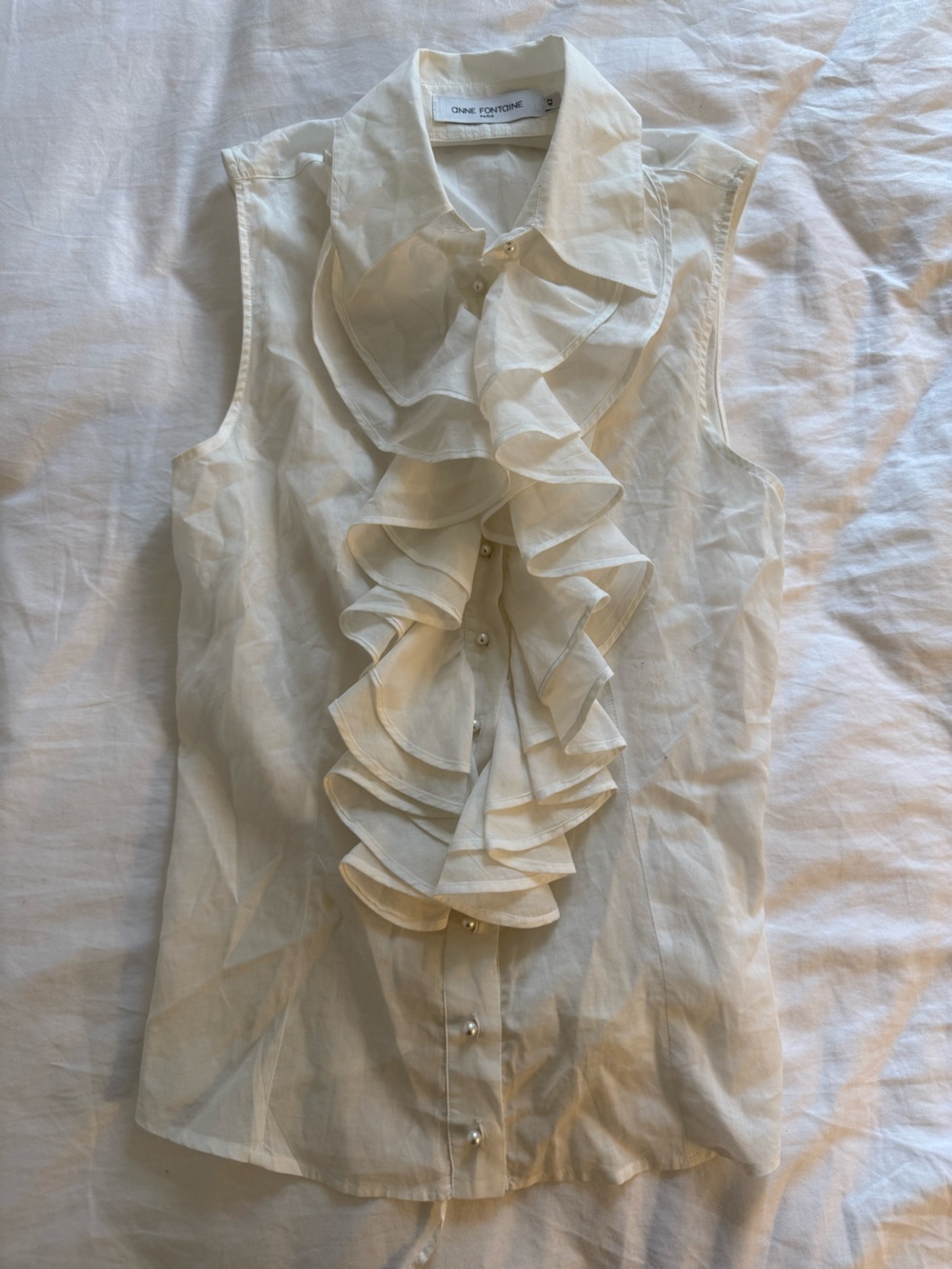 Anne Fontaine Vintage Cream Ruffled Sleeveless Button-Front Blouse
